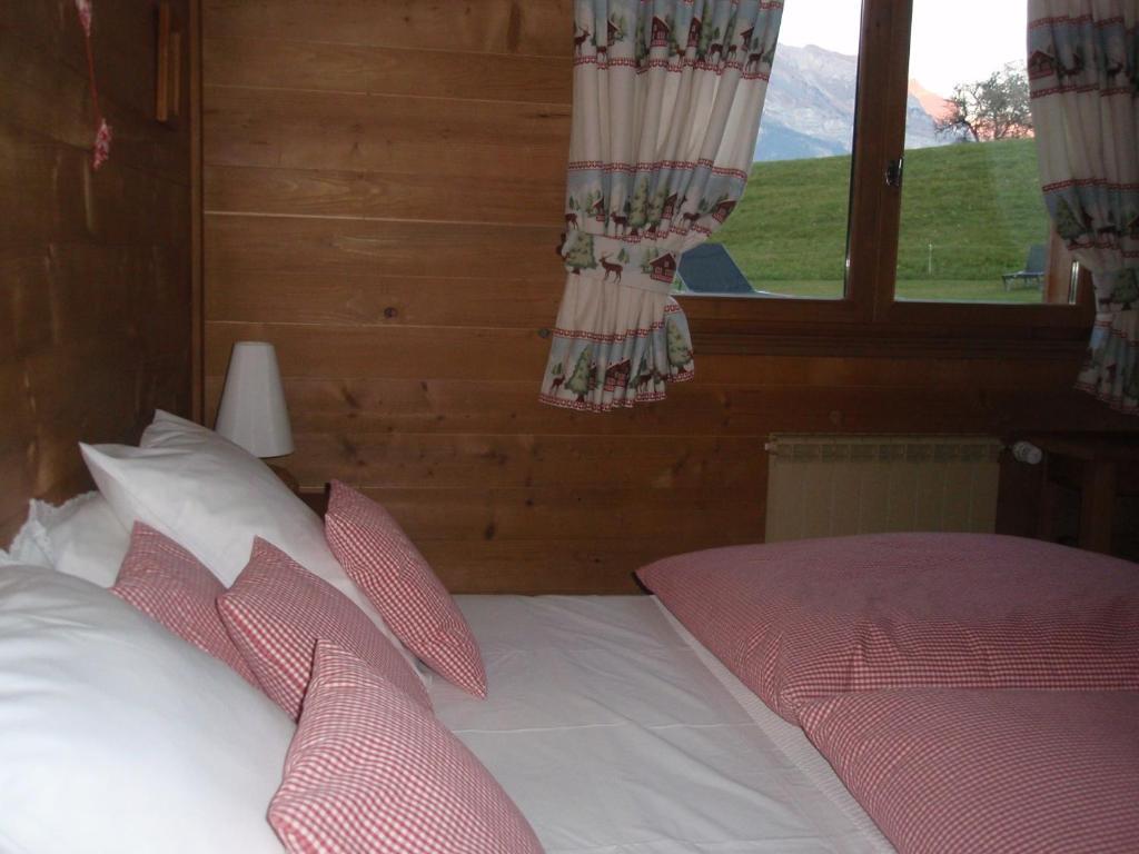 Lou Stalet Au Pays Du Mont Blanc "Charmance" Bed and Breakfast Cordon Δωμάτιο φωτογραφία